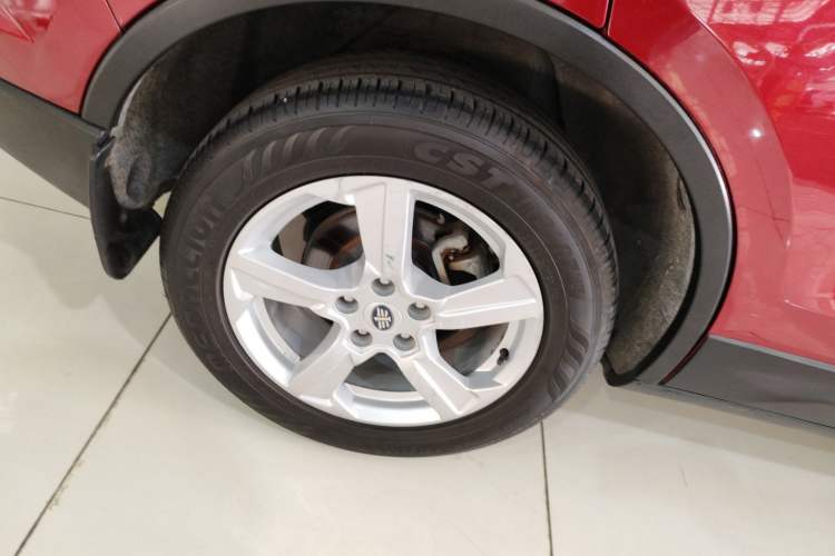 Used Bestune X80 2013 2.0L automatic comfort version

