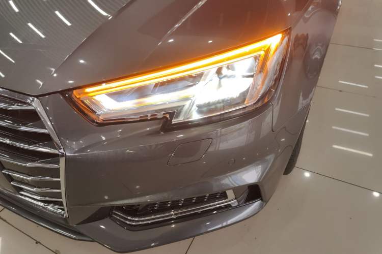 Used Audi A4L 2019 40 TFSI Ambition China VI