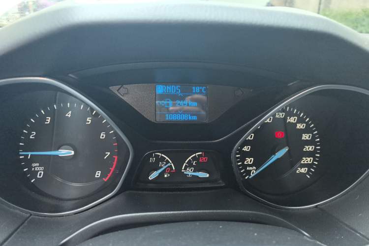 Used Ford Focus 2012 Hatchback 1.6L Automatic Fashion Edition
