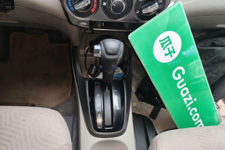 Used Honda City Classic 2014 Style 1.5L Automatic Elite Edition Gear Lever