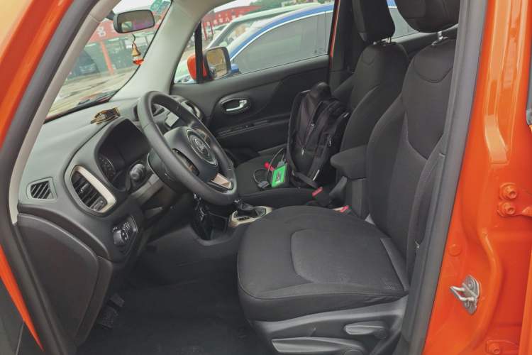 Used Jeep Renegade 2017 180T Automatic Kinetic Edition+