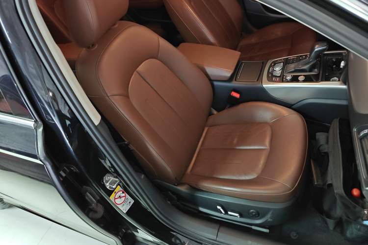 Used Audi A6L 2018 30th Anniversary Edition 35 TFSI Fashion Model