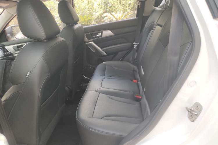 Used Haval H2 2017 Red-Label 1.5T Manual Two-Wheel Drive Luxury Model