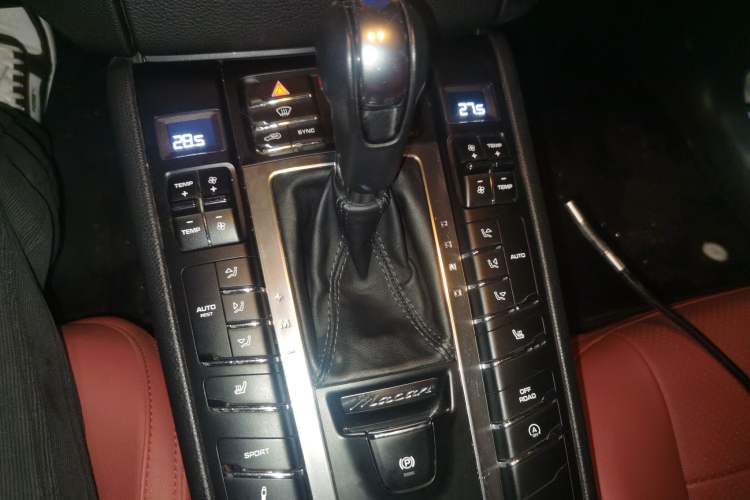 Used Porsche Macan 2014 Macan 2.0T