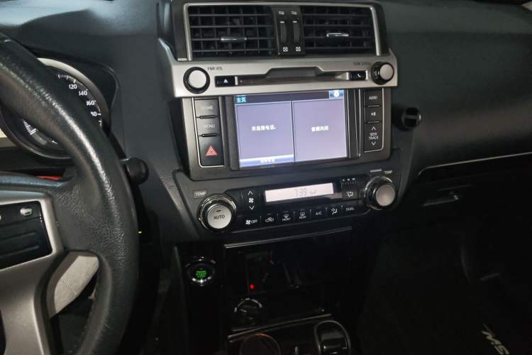 Used Toyota Prado 2016 2.7L Automatic Standard Edition Audio And AC Panel