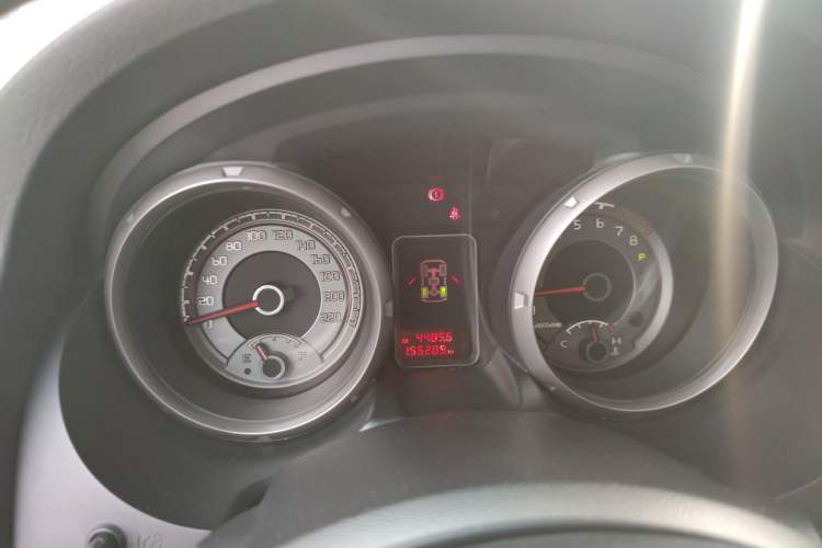 Used Mitsubishi Pajero  Instrument Cluster