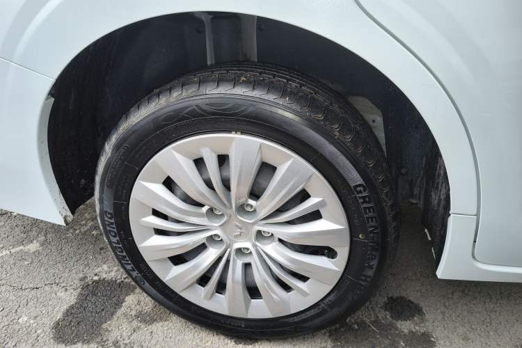 Used Wuling Jiachen 2022 1.5L Manual Enjoyment Elite Model