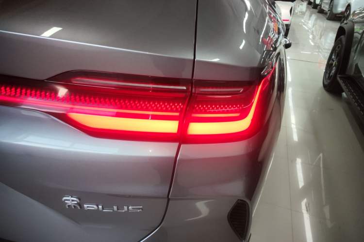 Used BYD Song PLUS New Energy 2023 Champion Edition DM-i 110KM Flagship PLUS