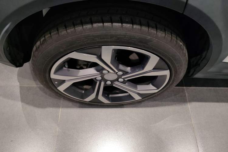 Used Lynk & Co 06 2023 Remix 1.5T Dynamic Halo