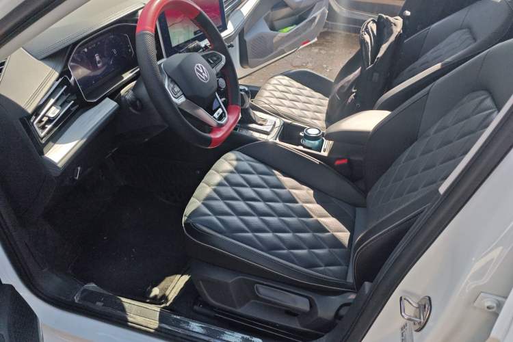 Used Volkswagen Sagitar 2024 300TSI DSG Excellence Edition
