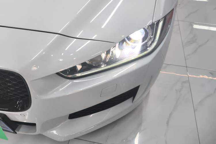 Used Jaguar XE 2018 2.0T 300 PS All-Wheel-Drive R-Sport Sport Edition