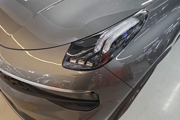 Used Lynk & Co 01 2021 2.0TD Two-Wheel-Drive Pro Trim Left Front Headlight