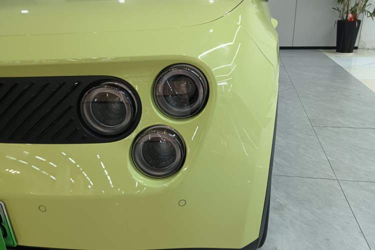 Used firefly 2025 Free Edition
