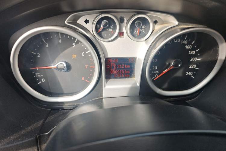 Used Ford Focus 2013 Hatchback Classic 1.8L Manual Base Model