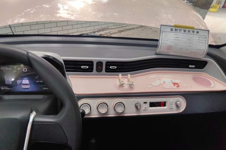 Used Wuling Hongguang MINIEV 2022 Macaron Premium Model – Lithium Iron Phosphate