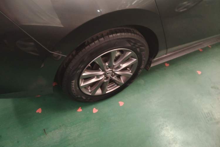 Used Mazda 3 Axela 2020 1.5L Automatic Luxury Version