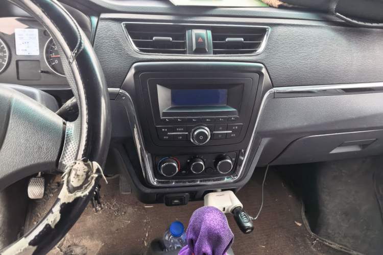 Used Jinbei Hiace X30 2021 1.5L Standard Version Air-Conditioner-Free Van China VI Emission Standard SWC15M