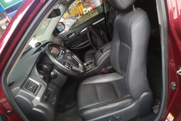 Used Toyota Highlander 2018 2.0T Four-Wheel Drive Luxury Edition 7 Seats China V Emission Standard