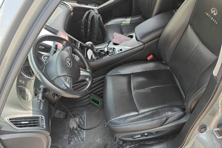 Used Infiniti Q50 2014 2.0T Luxury Edition