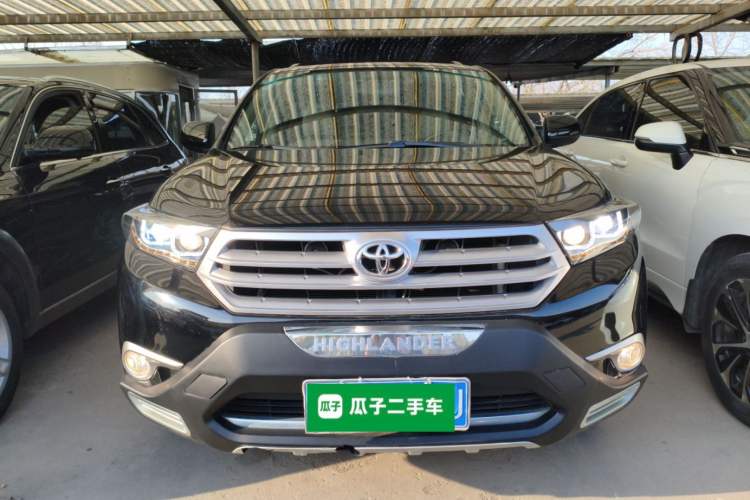 Used Toyota Highlander 2012 2.7L Two-Wheel Drive 7-Seater Luxury Edition Front