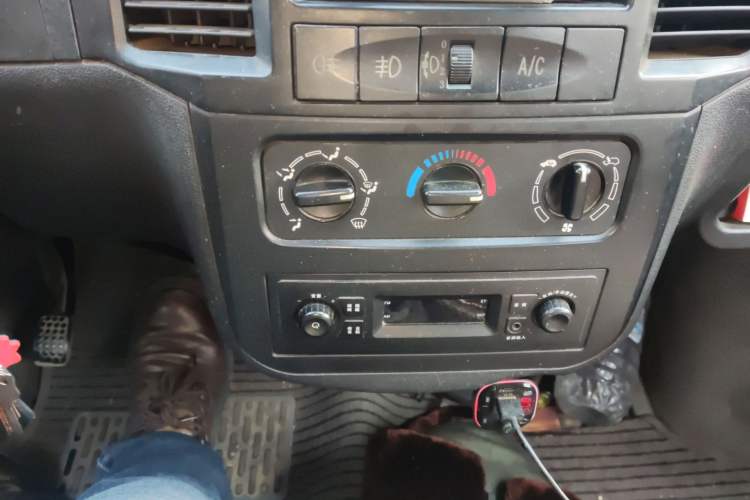 Used Wuling Zhiguang 2015 1.2L Practical LS-I Model