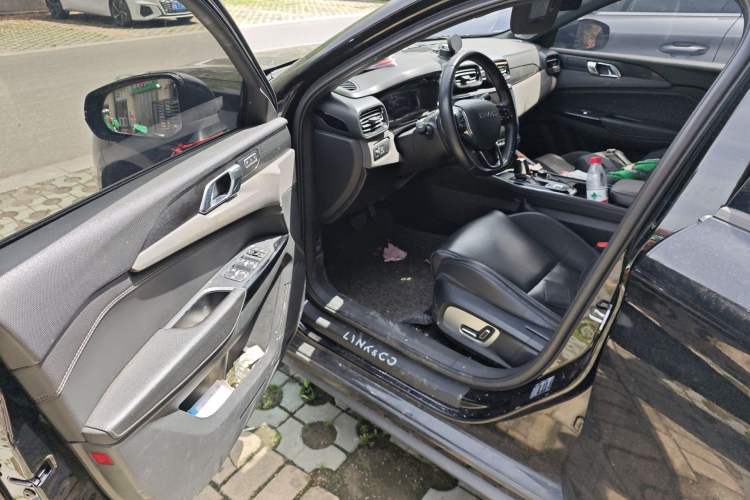 Used Lynk & Co 03 2021 1.5TD DCT JingPro
