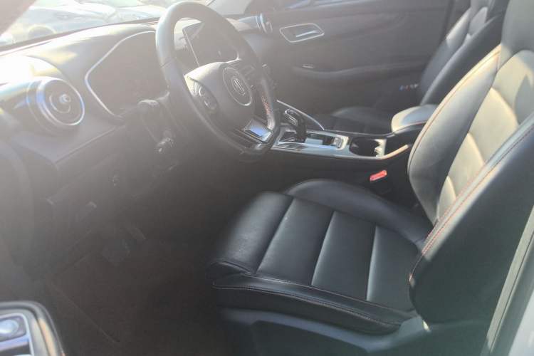 Used MG Pilot 2021 300TGI Automatic Two-Wheel Drive Fuel-Efficient Luxury Edition