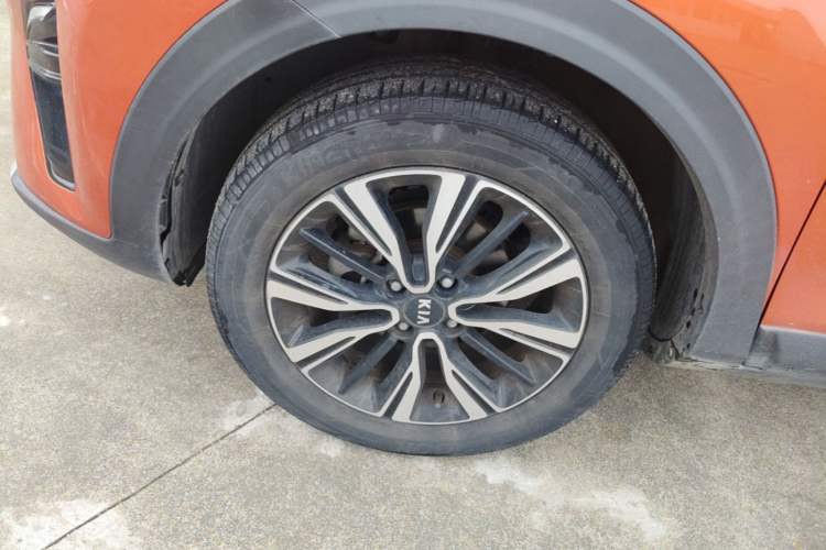 Used Kia kx1 Stonic 2019 1.4L Automatic Fun Edition China V Standard Left Front Wheel Hub