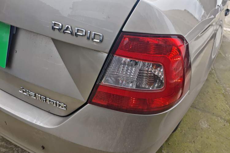 Used Skoda Rapid 2016 1.4L Manual Front-Wheel Drive Model Right Rear Taillight