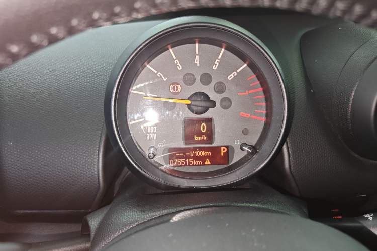 Used MINI Countryman 2014 1.6T COOPER ALL4 Fun Instrument Cluster