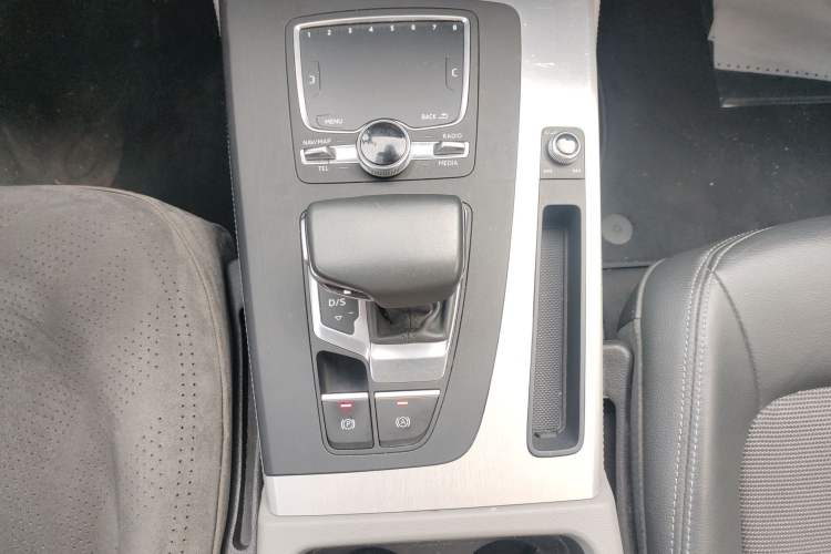 Used Audi Q5L 2018 40 TFSI Prestige Fashion Edition China VI