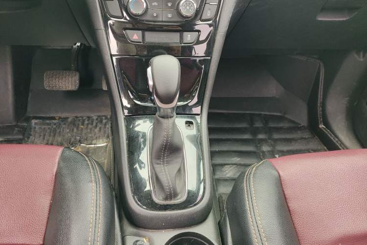 Used Buick Encore 2016 18T Automatic Two-Wheel Drive Urban Leading Edition Gear Lever