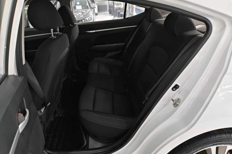 Used Hyundai Elantra (6th Generation / Lingdong) 2016 1.6L Automatic ZhiXuan – Elite Version
