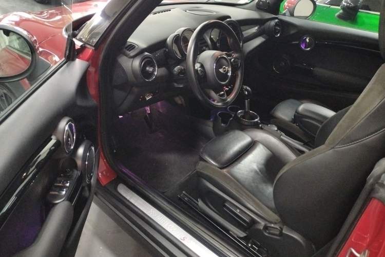 Used MINI MINI 2017 2.0T COOPER S CABRIO Freedom Edition