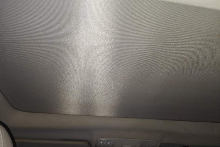 Used Mercedes-Benz E-Class 2014 E 260 L Luxury Model Headliner