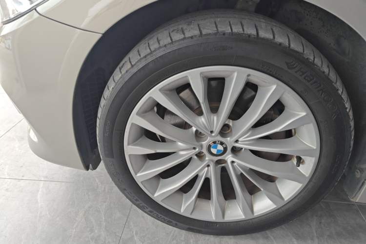Used BMW 5 Series 2018 525Li Luxury Package