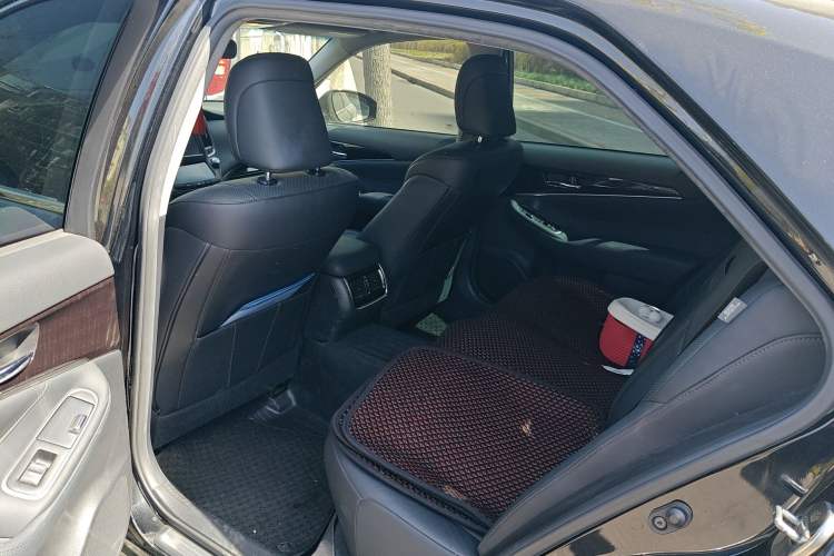 Used Toyota Crown 2015 2.0T Fashion Edition Left Rear Seat