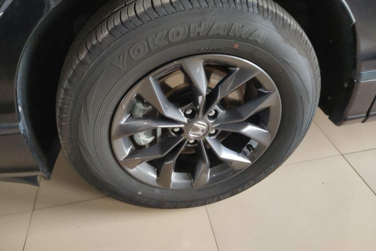 Used Honda Breeze 2025 240TURBO Two-Wheel Drive Elite Edition 5 Seats Left Front Wheel Hub