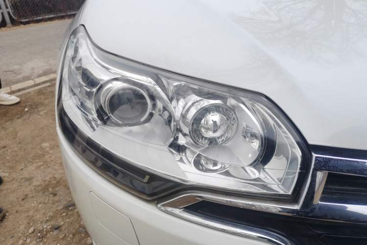 Used Citroen C5 2014 1.6T Automatic Prestige Model Right Front Headlight