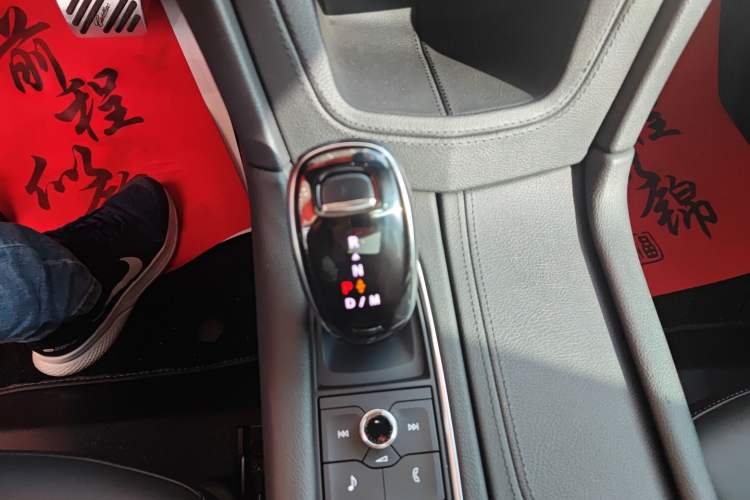 Used Cadillac XT6 2022 2.0T Six-Seater Four-Wheel Drive Luxury Version