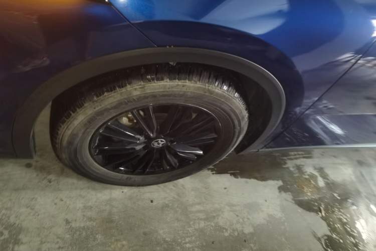 Used Venucia V 2021 260T Idol Edition
