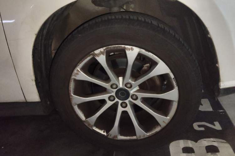 Used Haval H2 2017 Red-Label 1.5T Automatic Two-Wheel Drive Luxury Model Right Front Wheel Hub