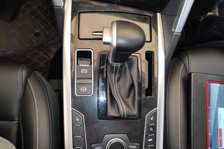 Used Haval H7 2018 Revised Version Blue-Label H7 2.0T Automatic Smart Enjoyment Trim
