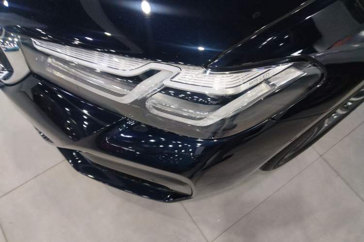 Used BMW 5 Series 2022 Restyled 525Li M Sport Package
