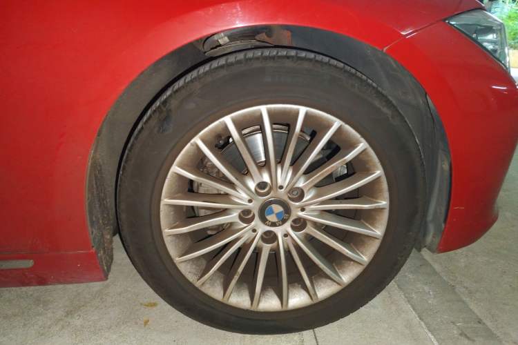 Used BMW 3 Series 2014 320Li Luxury Design Package