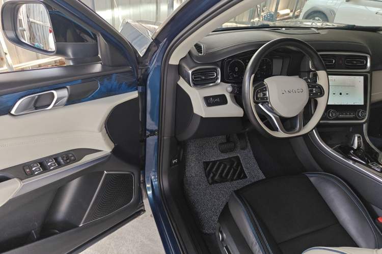 Used Lynk & Co 01 2017 2.0T Two-Wheel Drive Zhaopu Version