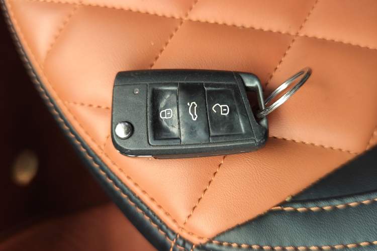 Used Skoda Octavia 2019 1.5L Automatic Smart Drive Luxury Edition China VI Standard