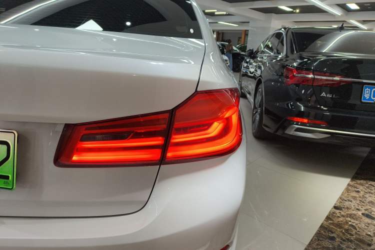 Used BMW 5 Series New Energy 2020 530Le Pioneer Edition
