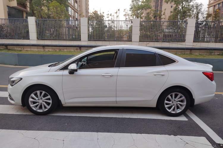 Used Buick Verano 2018 Sedan 15S Automatic Leading Model
