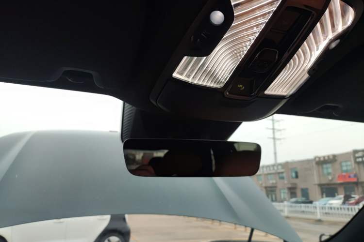 Used Lynk & Co 09 EM-P 2024 2.0TD EM-P Four-Wheel Drive ULTRA Six-Seater